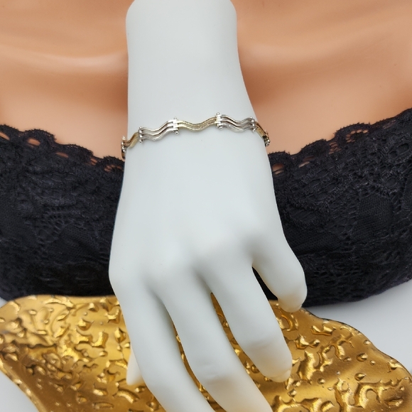 Stampd Jewelry - 925 Sterling Silver & Gold Plated Wavy Two Tone Bracelet